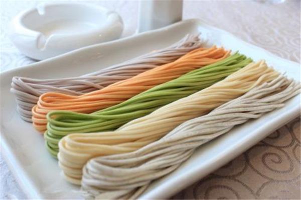 七彩時光彩色面條