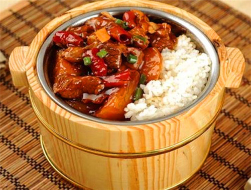 香香木桶飯
