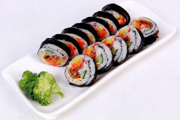 權(quán)先生菜包飯