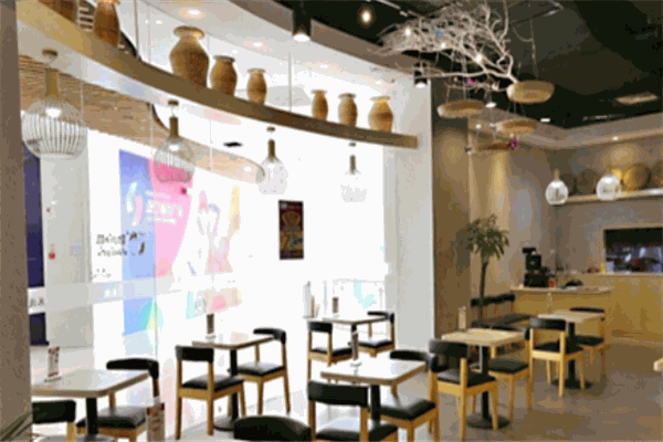 雲(yún)芝味云南米線