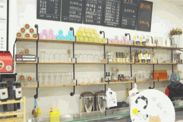 趙小姐的肉和卷