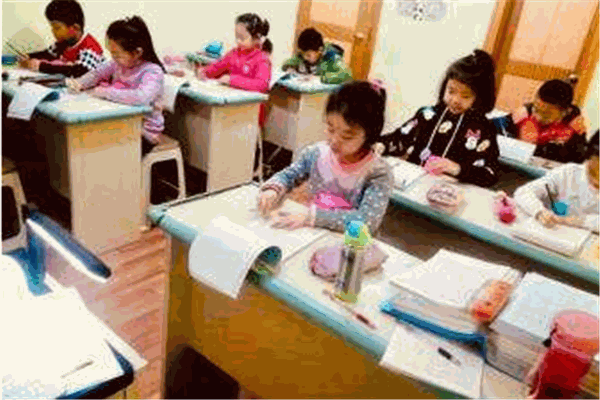 學(xué)藝書畫院