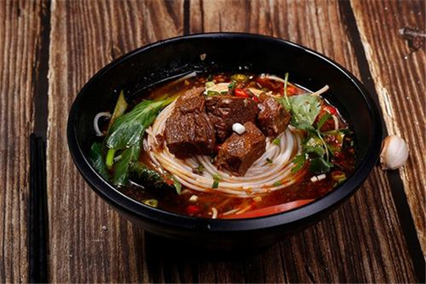 順嘉福過(guò)橋米線(xiàn)