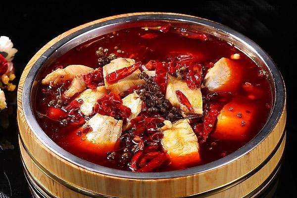 沸騰夜話魚火鍋