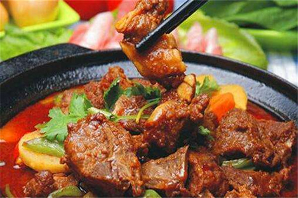 宛平路雞公煲火鍋