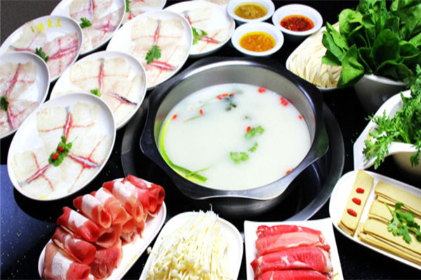 蟹逅麗江斑魚(yú)火鍋