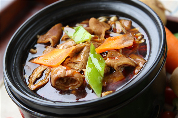 謝恒興奇味雞煲