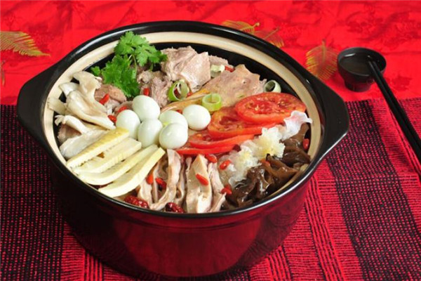 口袋鴨滋補砂煲