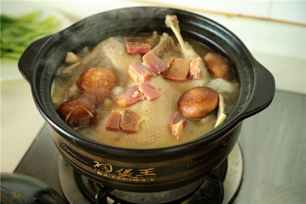 鳳茹鴨煲