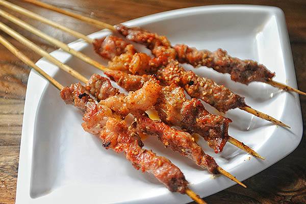 韓品香自助烤肉火鍋店