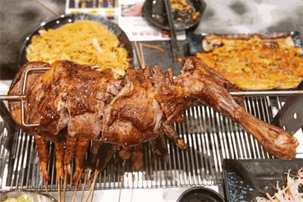 阿杰燒烤炭烤羊腿