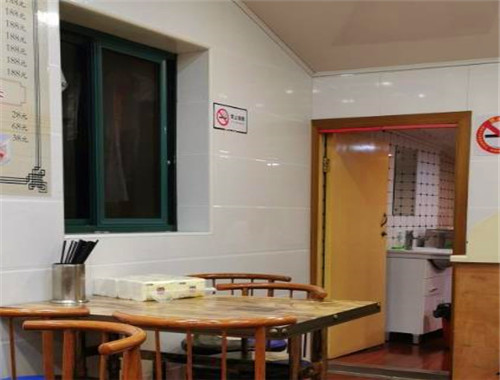 百味手撥龍蝦館