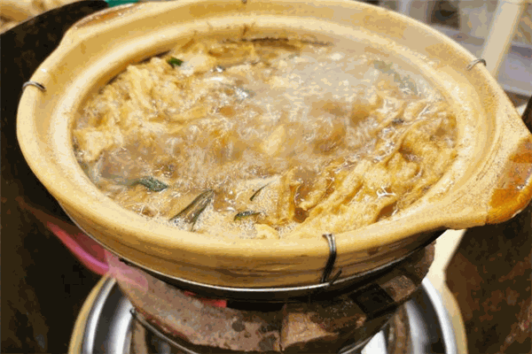 清心傳統(tǒng)炭爐羊肉煲