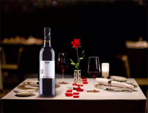 上品無界葡萄酒