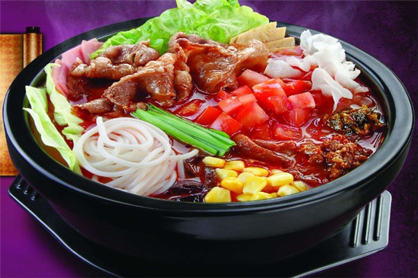 俏狀元大骨米線