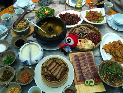 彩云外婆橋中餐