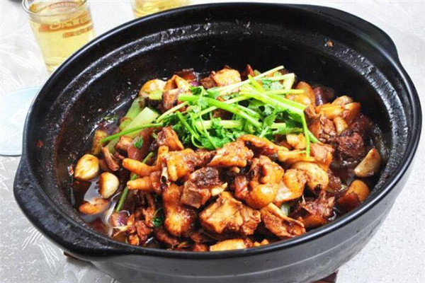 洪湖活魚館雞煲王