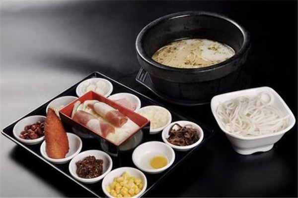 孫記砂鍋米線麻辣燙