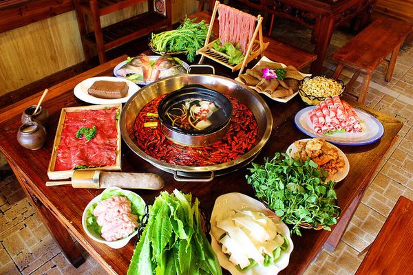 嗨撈嗨撈十元小火鍋