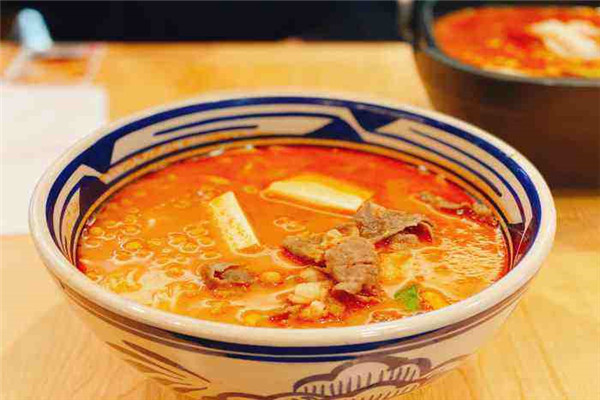 麥香緣砂鍋過橋米線