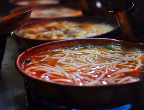 一碗銅鍋米線