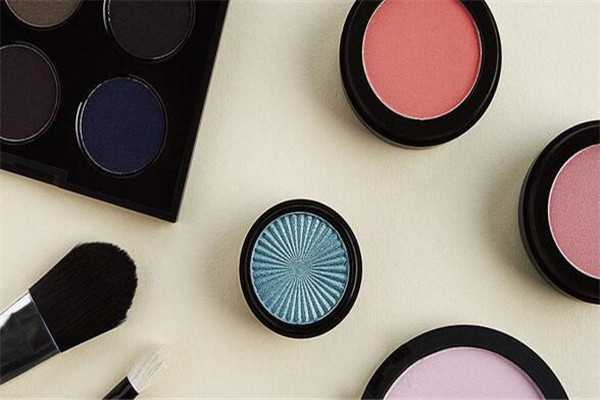 久木花田化妝品