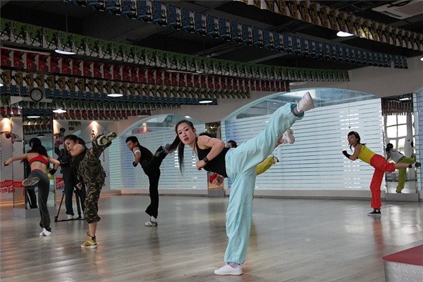 銳麗100健身俱樂部