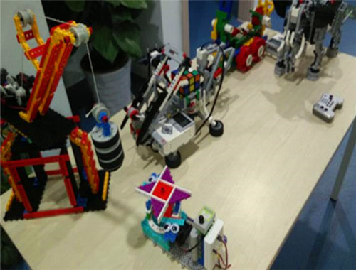 國科機(jī)器人