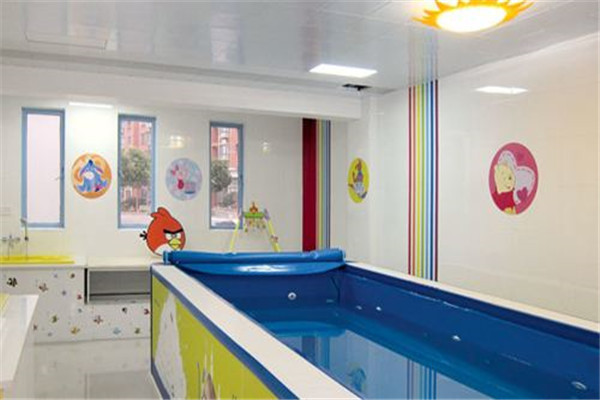 海豚精靈嬰幼兒游泳館