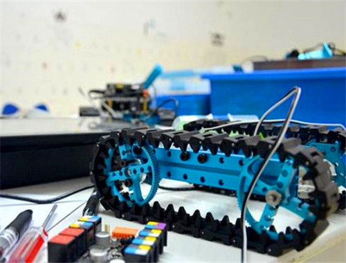 兄弟連機(jī)器人教育