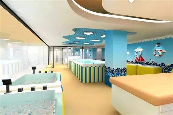一一吖吖嬰兒游泳館