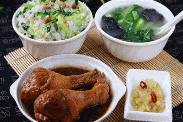 陳記菜飯骨頭湯