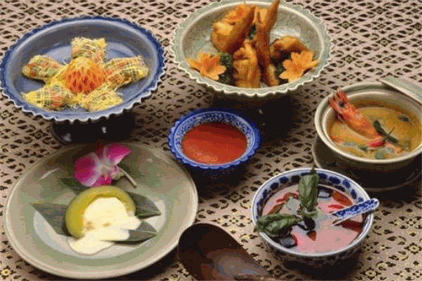 芭谷曼泰國(guó)餐廳