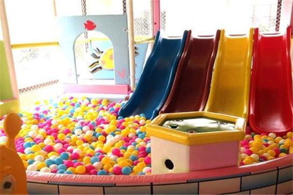 哈尼堡兒童俱樂部