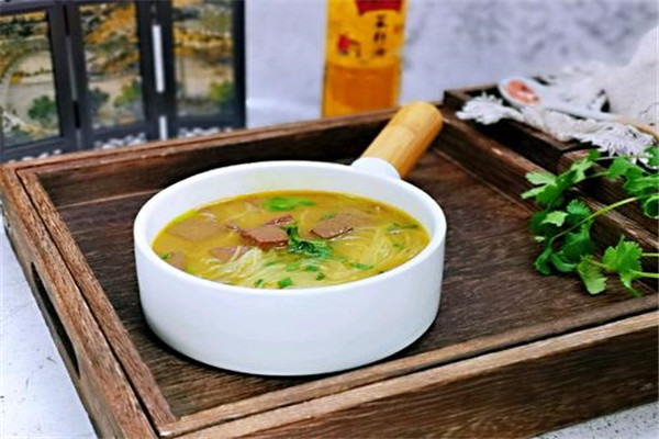 鑫源鴨血粉絲湯