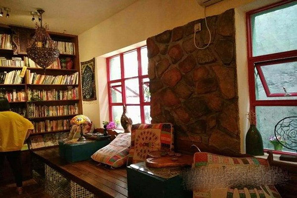 面包樹主題民宿