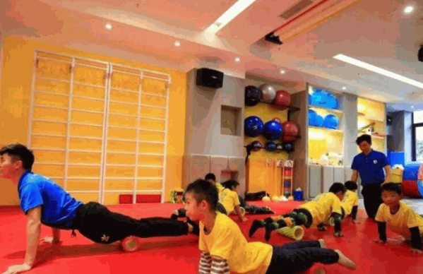 Vvkids少兒體能中心