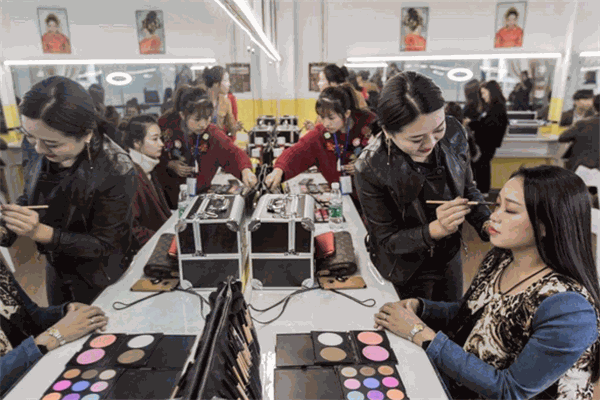 景藝定妝培訓