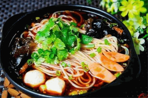 八角亭過橋米線