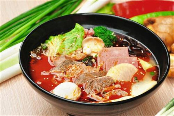 莫太極私房麻辣燙