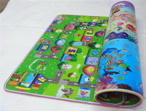 小家伙爬行墊