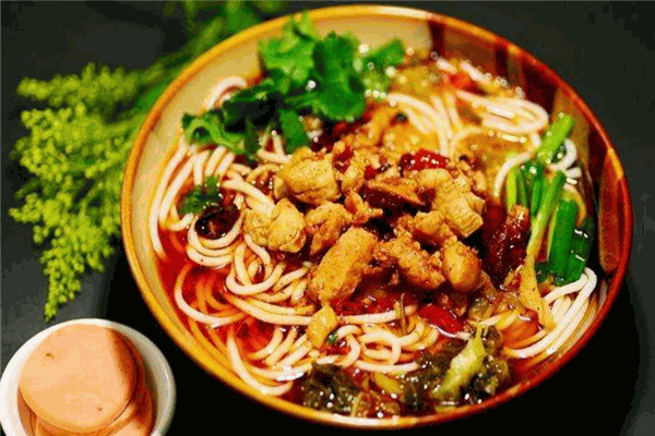 江氏兄弟橋香園過(guò)橋米線