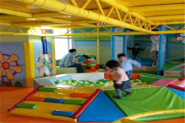 樂樂派兒童室內游樂場