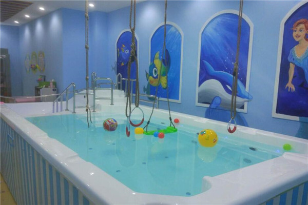 水手寶寶嬰兒水育