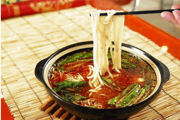 香橋園云南過橋米線