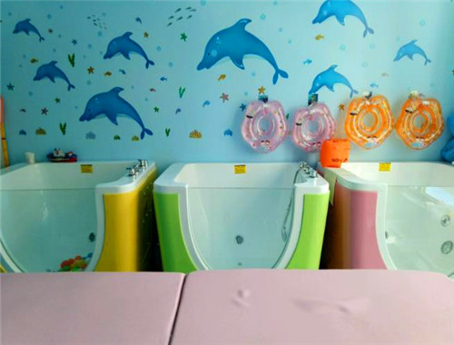 鄰家兒女?huà)胗變河斡攫^