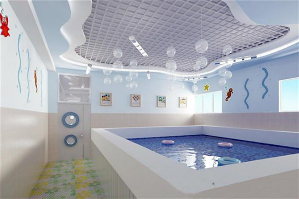 玲瓏門嬰兒游泳