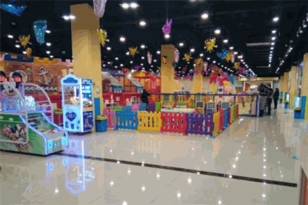 龍之夢(mèng)室內(nèi)游樂(lè)場(chǎng)