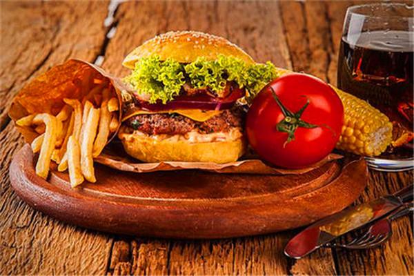 仕多利熱狗漢堡