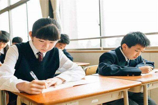 飛翼藝術(shù)留學(xué)